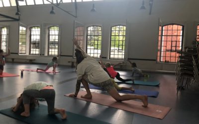 Weberei startet wöchentlichen Kinderyoga-Kurs